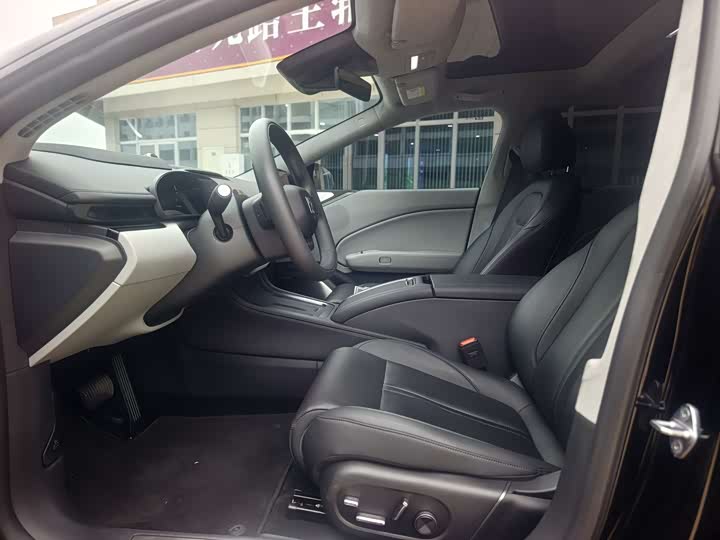 Zeekr 007 2025 2025款 长续航后驱智驾版 100kWh