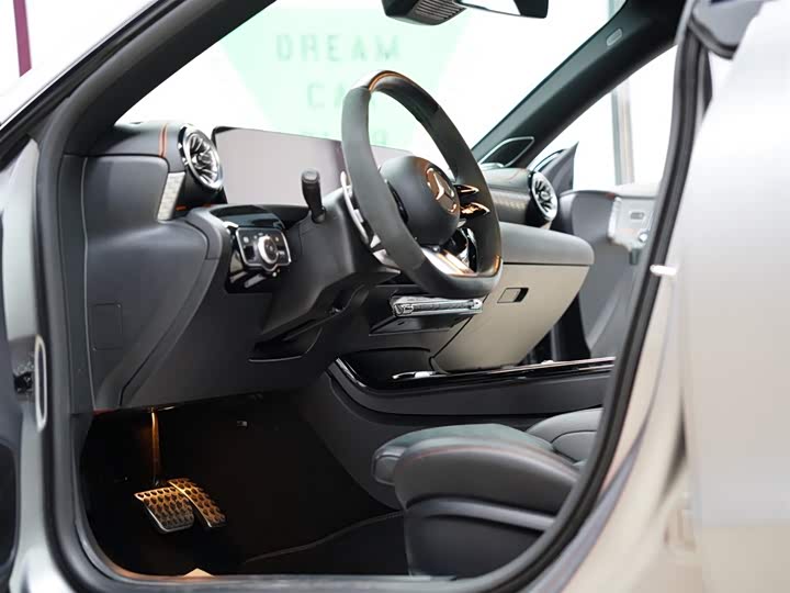 Mercedes-Benz CLA-Class AMG 2024 2024款 AMG CLA 45 S 4MATIC+ 燃擎当道特别版