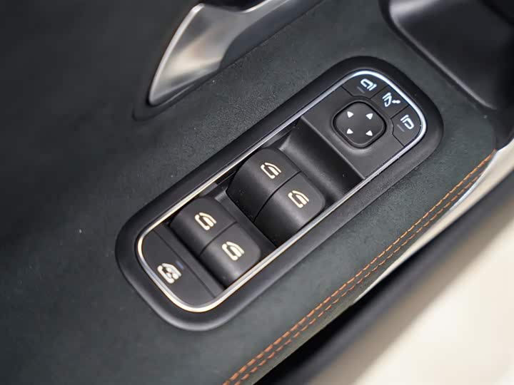 Mercedes-Benz CLA-Class AMG 2024 2024款 AMG CLA 45 S 4MATIC+ 燃擎当道特别版