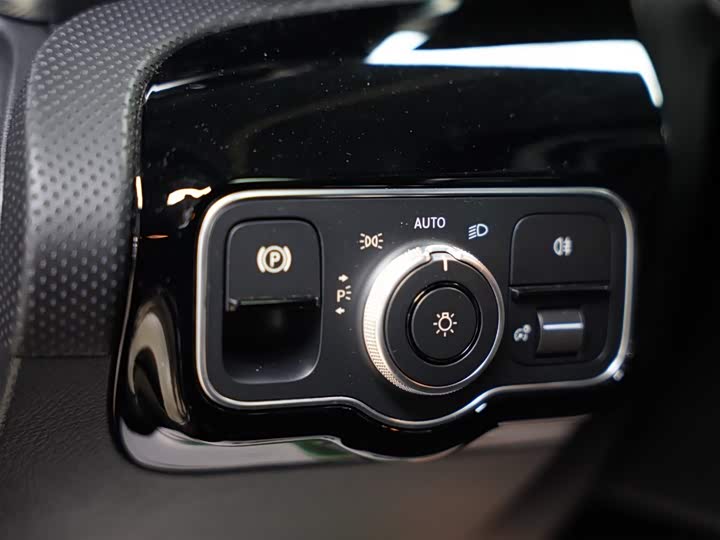 Mercedes-Benz CLA-Class AMG 2024 2024款 AMG CLA 45 S 4MATIC+ 燃擎当道特别版