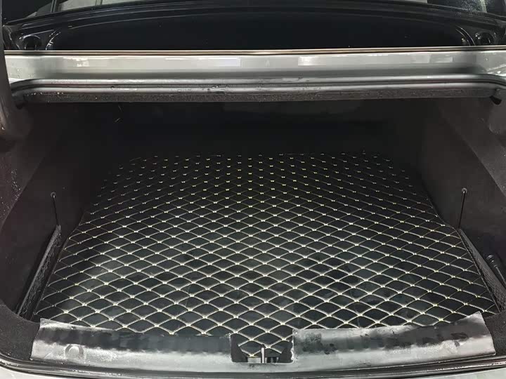 Geely Galaxy E8 2024 2024款 665km 后驱星舰 远航版