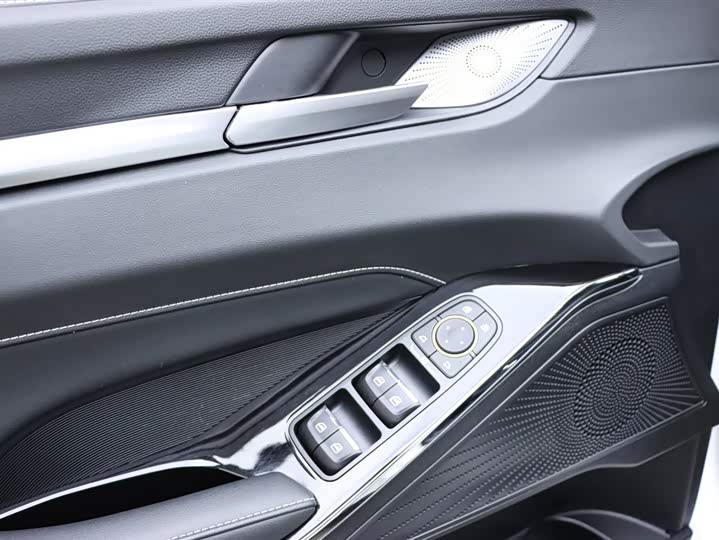 Haval H6 2024 2024款 1.5T 两驱经典版