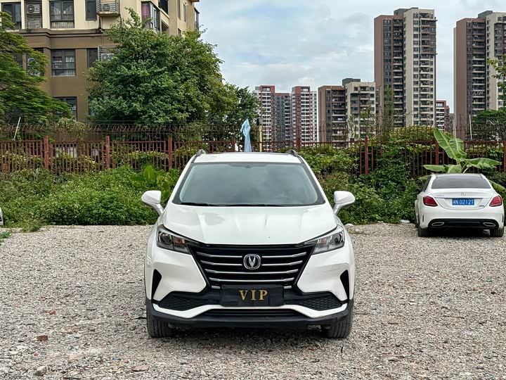 Changan CS15 2021 2021款 1.5L 自动进取型
