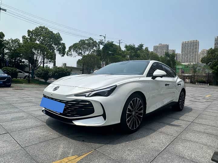 MG Motor 7 2025 2025款 1.5T 300 DCT优雅版