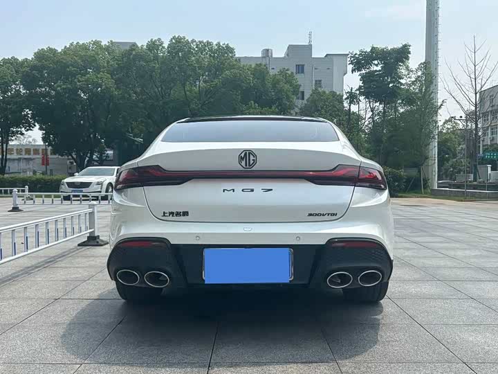MG Motor 7 2025 2025款 1.5T 300 DCT优雅版