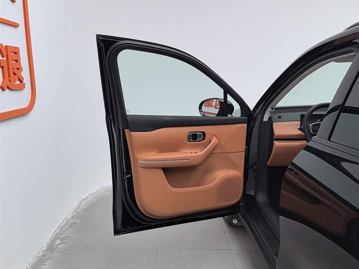 Leapmotor C16 2024 2024款 增程 200尊享版