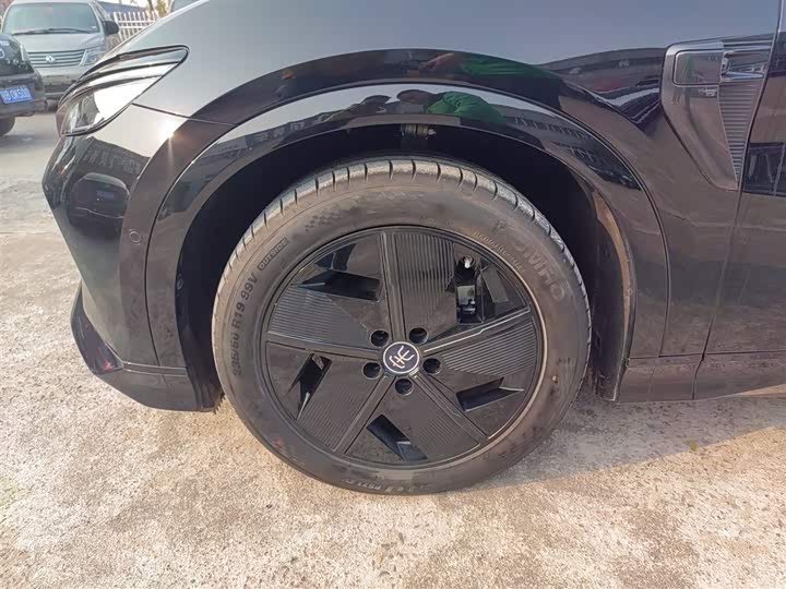 BYD Song L 2025 2025款 智驾版 550km 卓越型