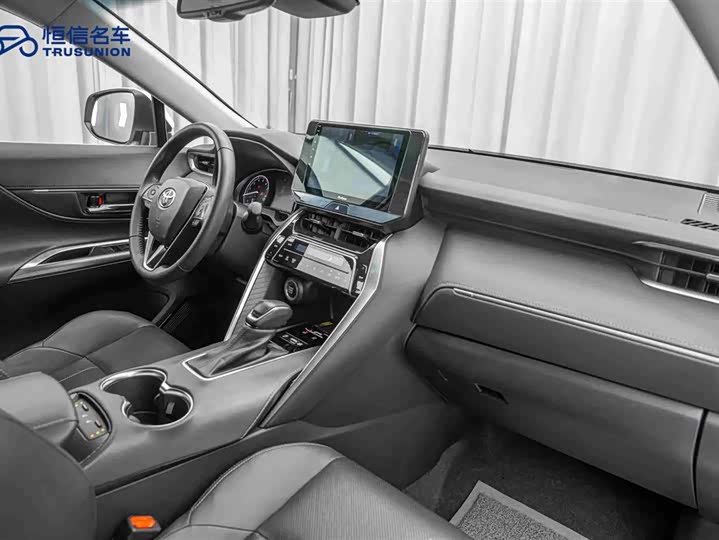 Toyota Harrier 2023 2023款 2.0L CVT两驱豪华版