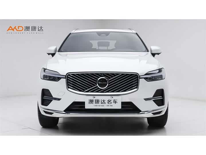 Volvo XC60 2026 2026款 B5 四驱智逸豪华版