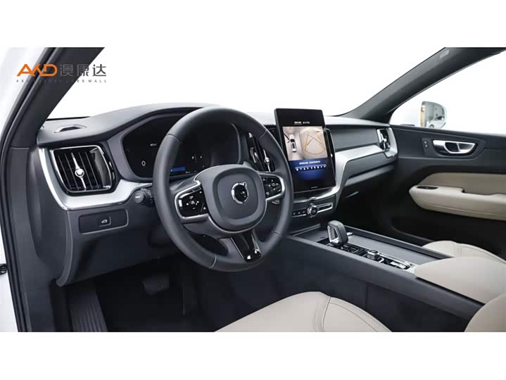 Volvo XC60 2026 2026款 B5 四驱智逸豪华版