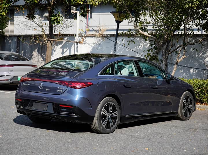 Mercedes-Benz EQE 2025 2025款 500 4MATIC 豪华版