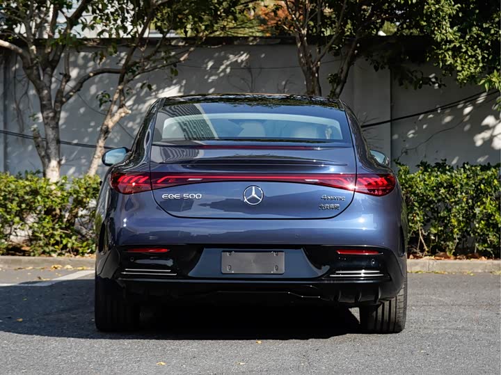 Mercedes-Benz EQE 2025 2025款 500 4MATIC 豪华版