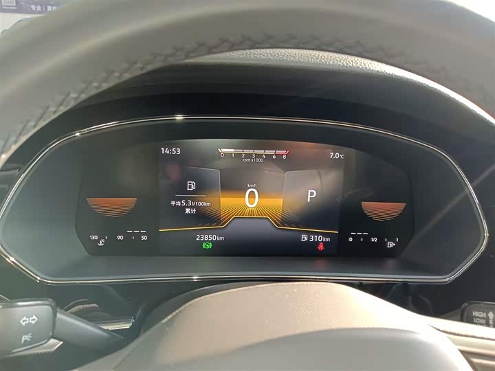 Volkswagen Passat 2025 2025款 出众款 330TSI 星空精英版