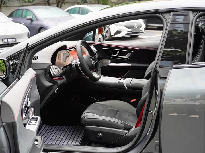 Mercedes-Benz EQE AMG 2023 2023款 AMG EQE 53 4MATIC+