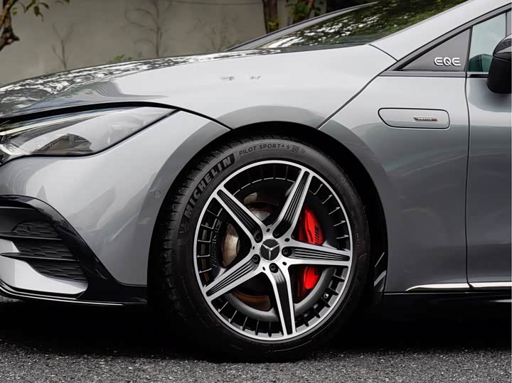 Mercedes-Benz EQE AMG 2023 2023款 AMG EQE 53 4MATIC+