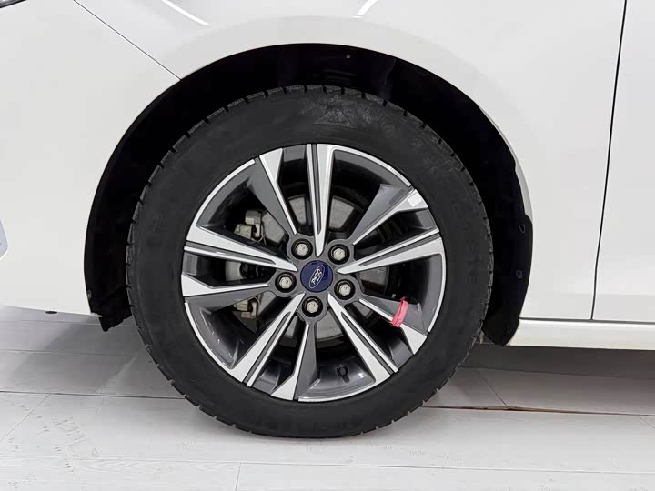 Ford Escort 2021 2021款 1.5L 自动钻石版