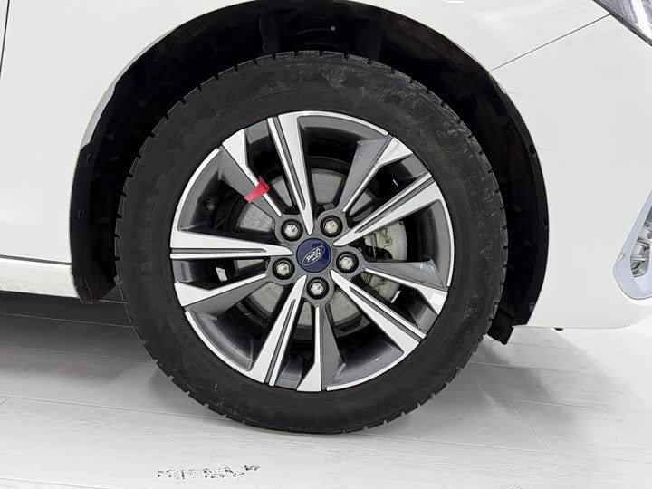 Ford Escort 2021 2021款 1.5L 自动钻石版