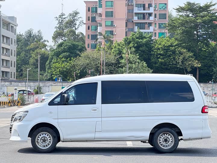 Dongfeng Forthing Lingzhi M5 EV 2023 2023款 乘用版 经典型 5座