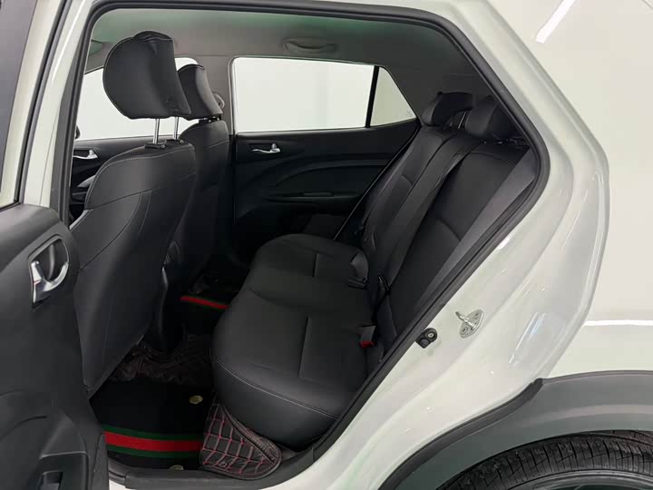 Kia KX1 2021 2021款 1.4L CVT趣享版