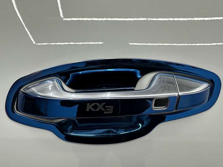 Kia KX3 2021 2021款 1.5L CVT潮流版