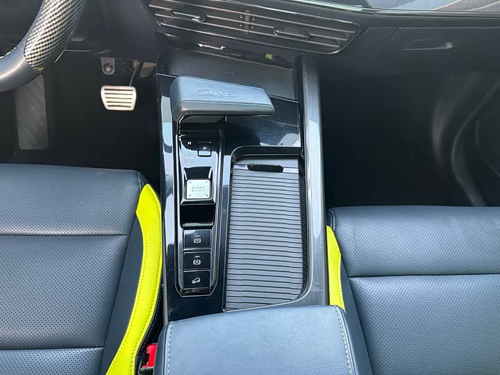 MG Motor One 2022 2022款 α-数智运动系列 1.5T 进阶版