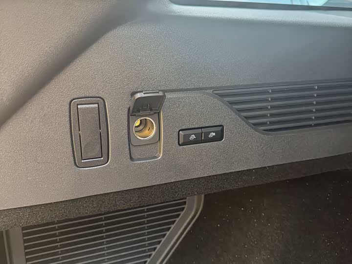 Lincoln Nautilus 2023 2023款 2.0T 四驱尊享版