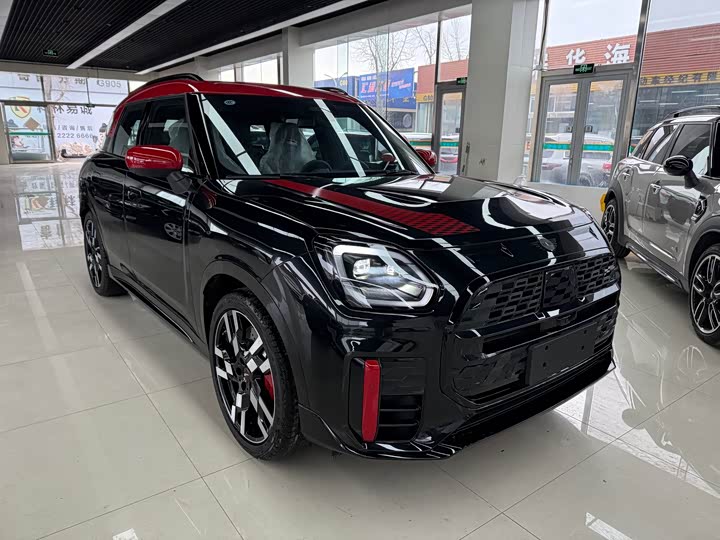 2024 Mini Countryman JCW