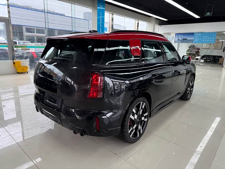 2024 Mini Countryman JCW