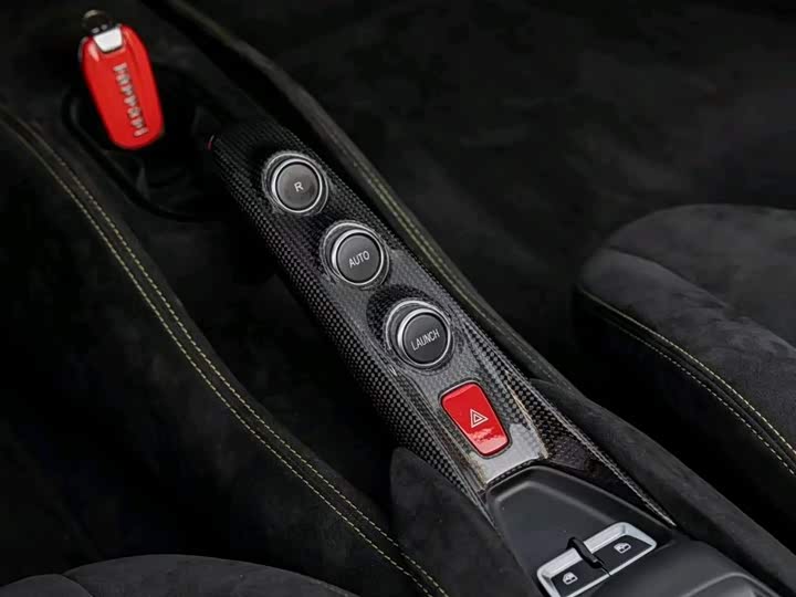 Ferrari F8 2020 2020款 Spider 3.9T V8