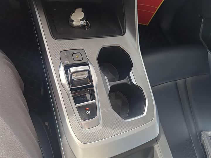 GAC Trumpchi GS3 2023 2023款 影速 270T R-STYLE版