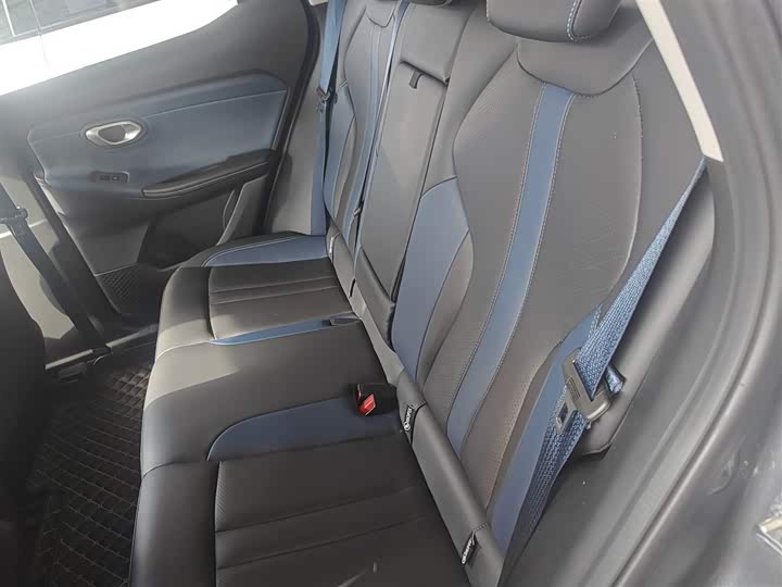 GAC Trumpchi GS3 2023 2023款 影速 270T R-STYLE版