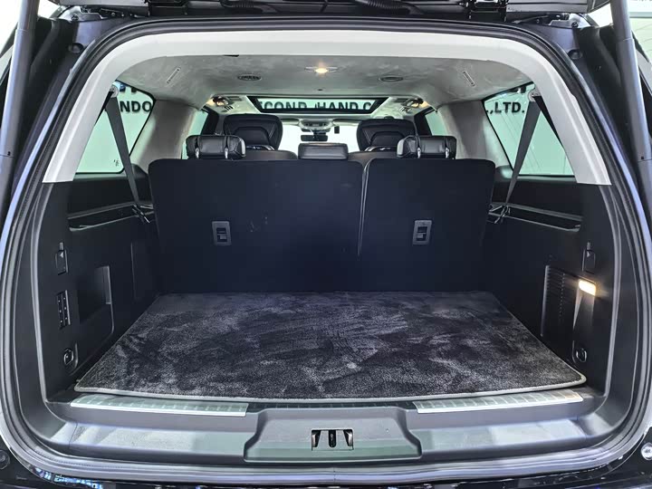 Lincoln Navigator 2022 2022款 3.5T 长轴总统版