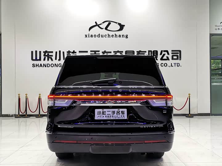 Lincoln Navigator 2022 2022款 3.5T 长轴总统版