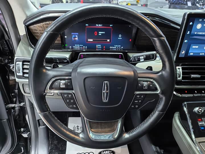 Lincoln Navigator 2022 2022款 3.5T 长轴总统版