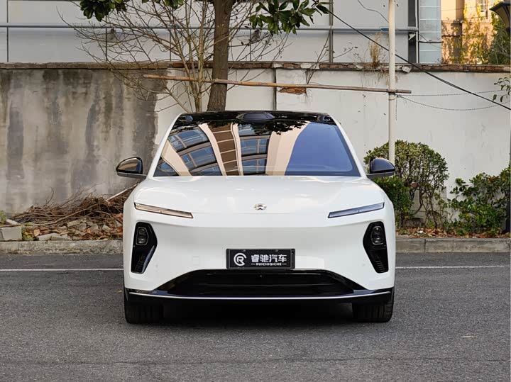2025 Nio ET9