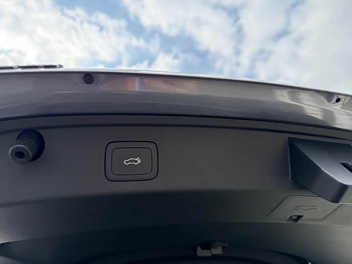 MG Motor 7 2025 2025款 2.0T Trophy+ 超级智驾版