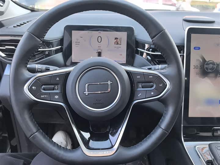 Bestune T90 2023 2023款 1.5T DCT 自动尊贵型