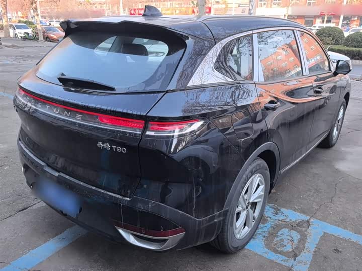 Bestune T90 2023 2023款 1.5T DCT 自动尊贵型
