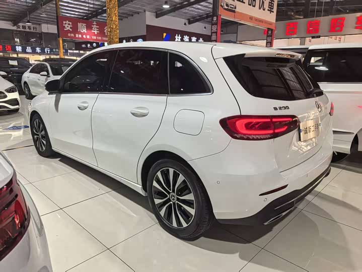 Mercedes-Benz B-Class 2022 2022款 改款 B 200 时尚型