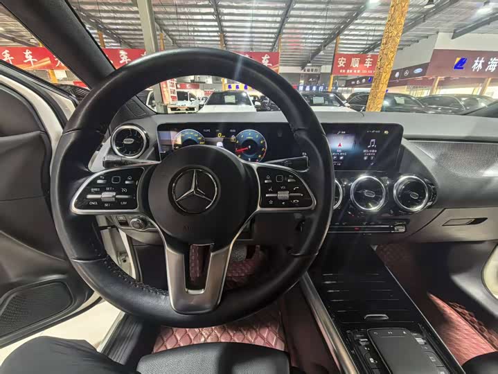 Mercedes-Benz B-Class 2022 2022款 改款 B 200 时尚型