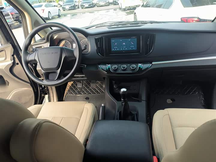 Dongfeng Forthing Lingzhi M5 2023 2023款 M5L 1.6L 基本型 7座