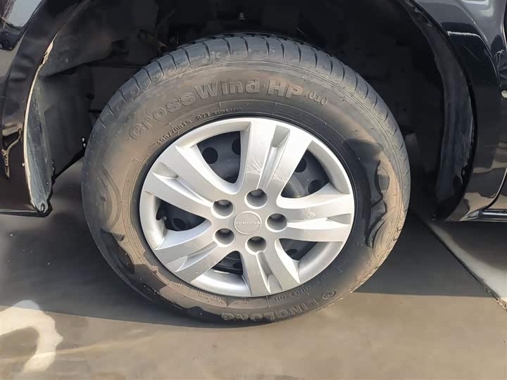 Dongfeng Forthing Lingzhi M5 2023 2023款 M5L 1.6L 基本型 7座