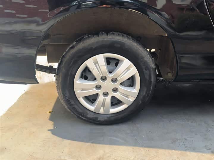 Dongfeng Forthing Lingzhi M5 2023 2023款 M5L 1.6L 基本型 7座