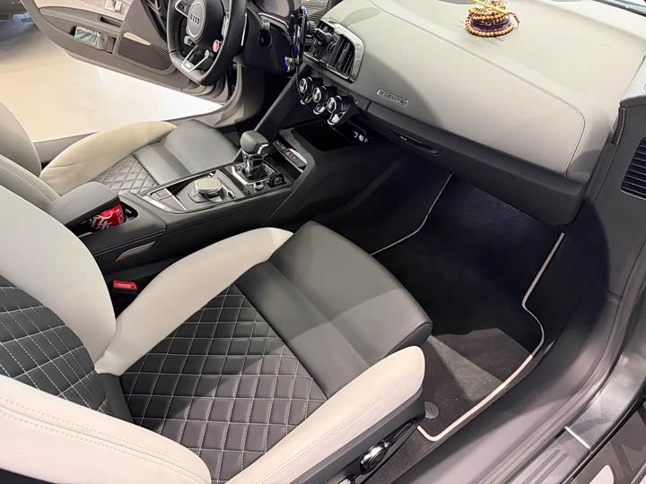 Audi R8 2021 2021款 V10 Coupe performance