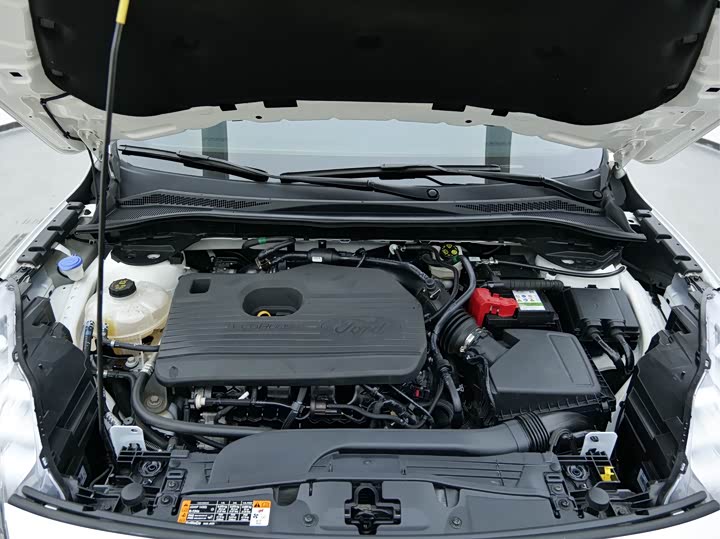 Ford Escape 2020 2020款 EcoBoost 245 四驱耀享款