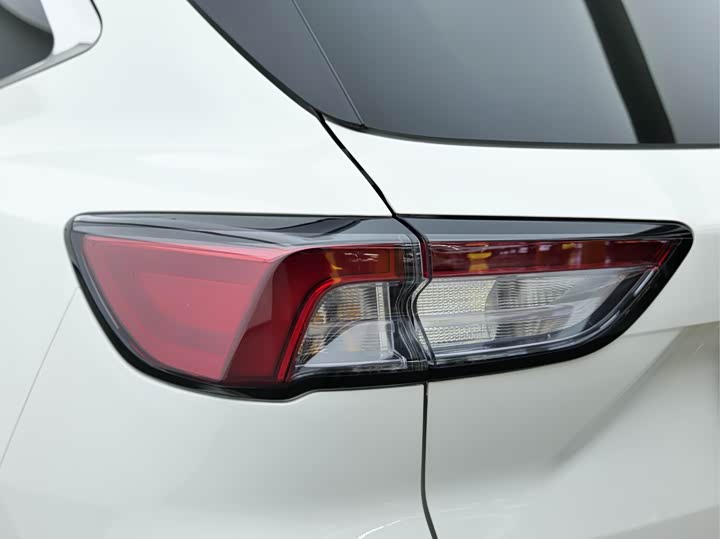 Ford Escape 2020 2020款 EcoBoost 245 四驱耀享款