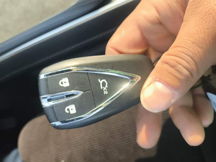 Changan CS55 Plus Hybrid 2025 2025款 智慧新蓝鲸 125km 战舰版