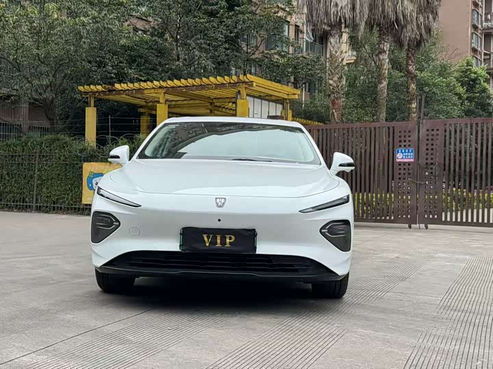 Roewe D7 2023 2023款 EV 510km 后驱旗舰版