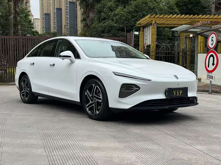 Roewe D7 2023 2023款 EV 510km 后驱旗舰版