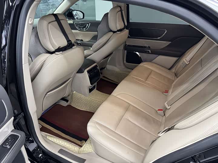 Lincoln Continental 2019 2019款 2.0T 两驱尊享版 国VI